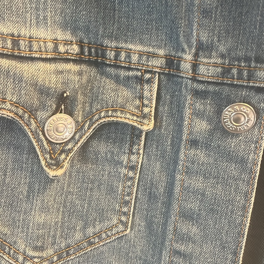 Levi Jean Jacket- Perfect Condition - image 4